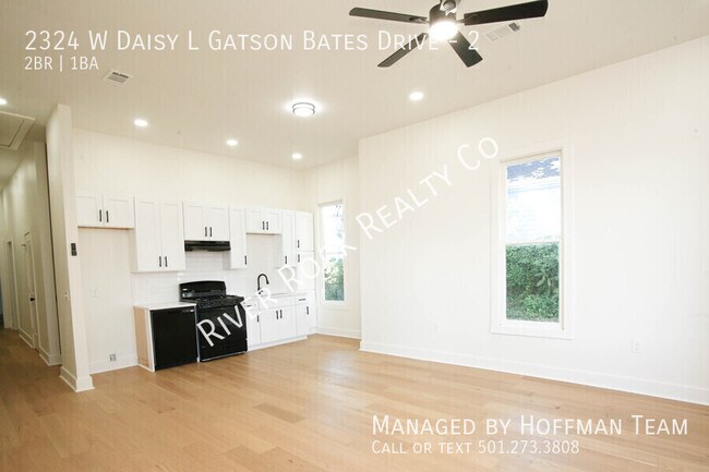 Building Photo - 2324 W Daisy L Gatson Bates Dr