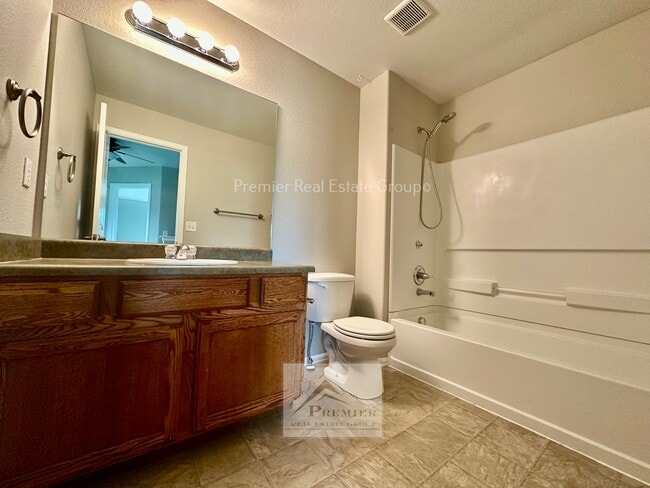 Building Photo - 4873 San Amels Way