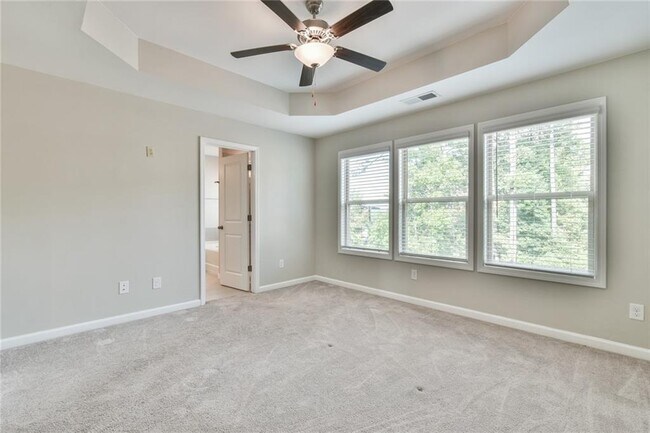 Building Photo - 354 Provenance Dr