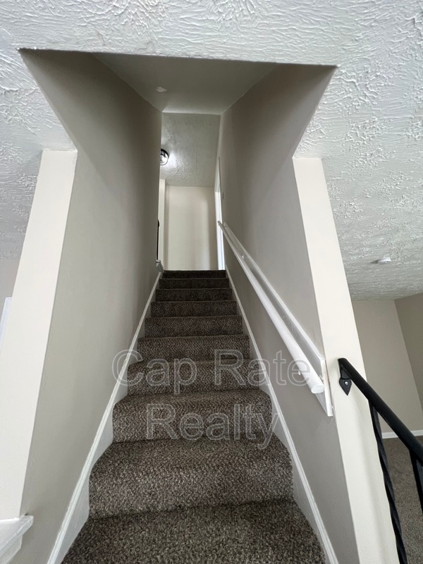 Building Photo - 57 N Waverly St