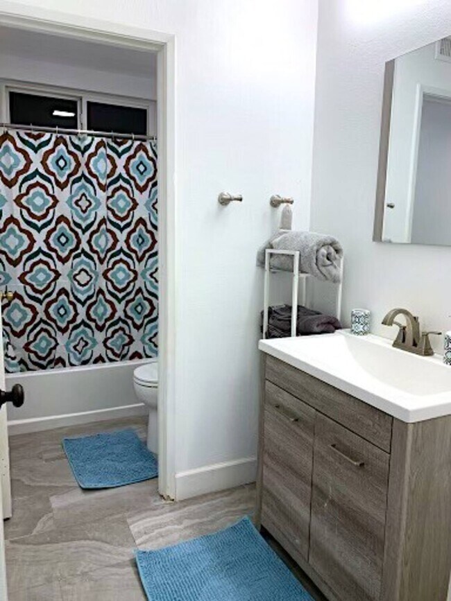 Bathroom # 2 • Full Bath - 11769 Mount Lassen Ct