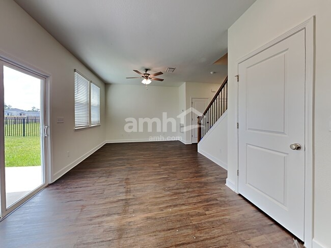 Building Photo - 1067 Tan Tara Trl