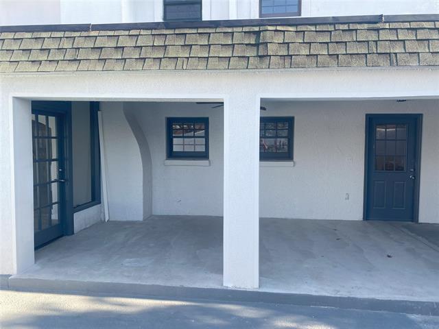 Building Photo - 821 Arrowhead Dr