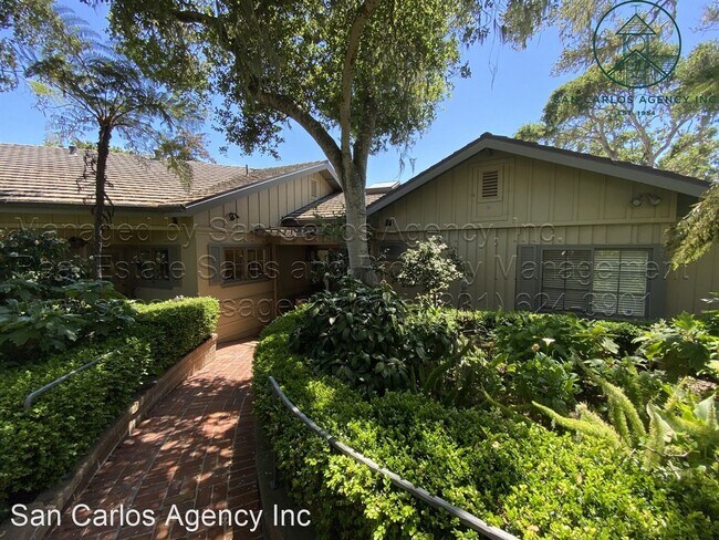 Building Photo - 4 br, 4 bath House - 25225 Ward Place