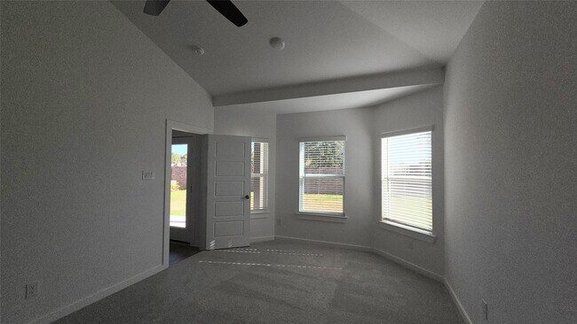 Building Photo - 5847 Sunrise Btm Ln