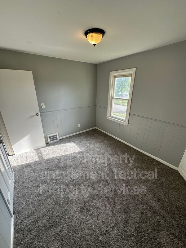 Building Photo - 21516 Watson Rd