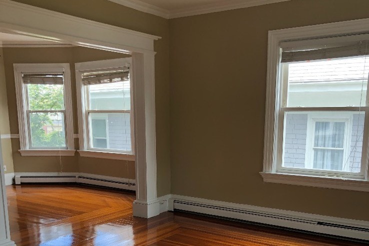 Building Photo - 18 University Ave