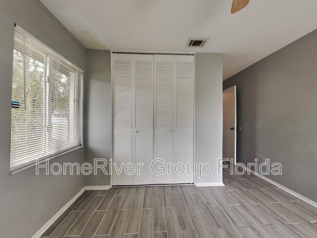 Building Photo - 10401 Riva Ridge Trail