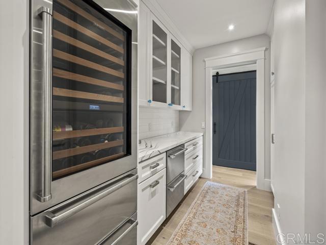 Building Photo - 1027 G Ave