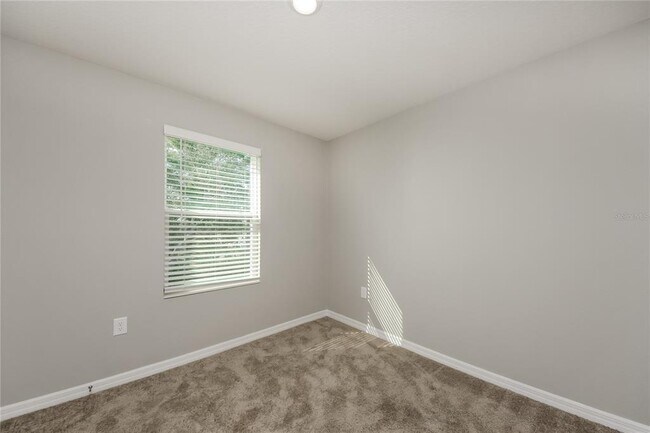 Building Photo - 204 Fig Ct