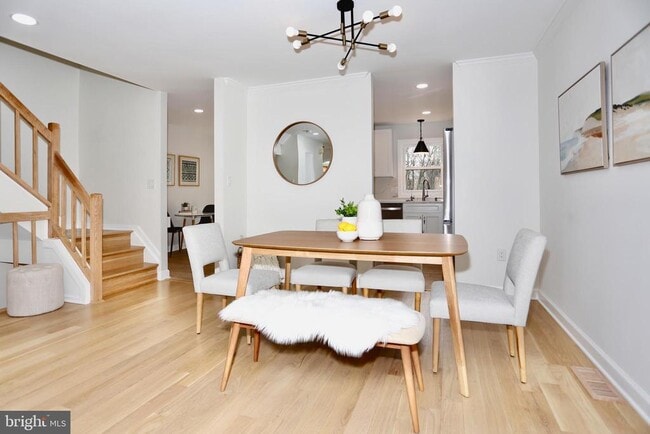 Building Photo - 1515 Templeton Pl