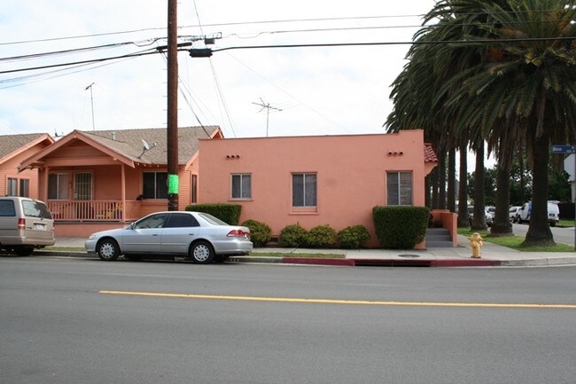 Building Photo - 1134 Blinn Ave