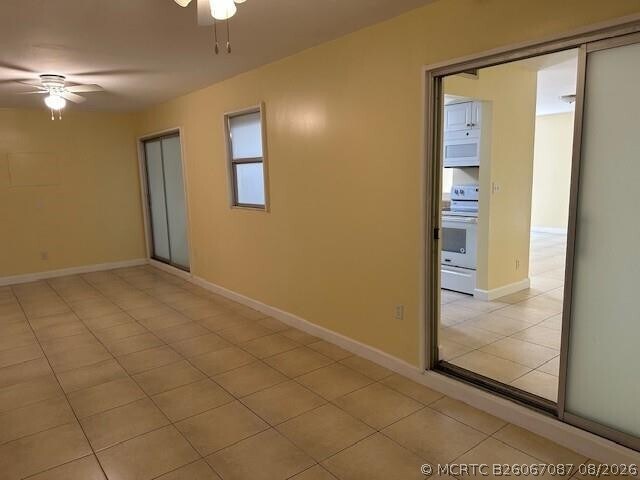 Building Photo - 7013 NW 63rd Ct