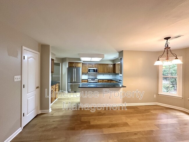 Building Photo - 2849 Crossings Dr