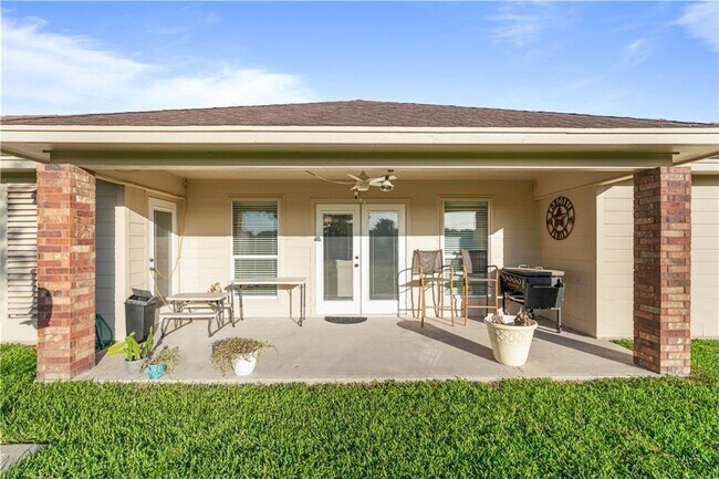 Building Photo - 2601 Wool Dr