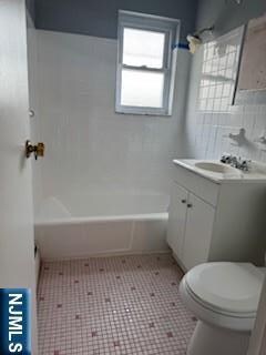 Building Photo - 117 W Roselle Ave