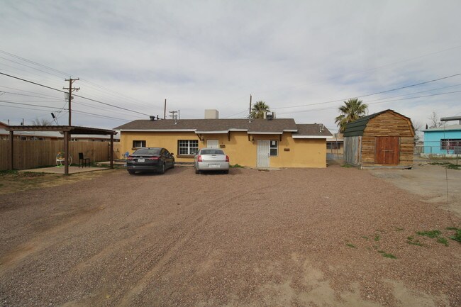 Building Photo - 8903 Old County Dr