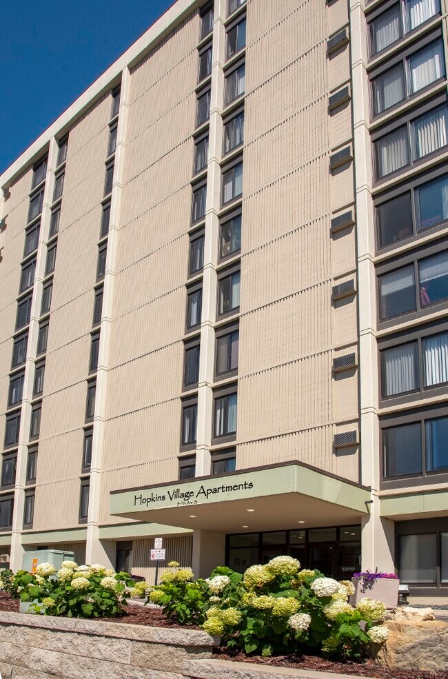 Hopkins Village Apartments 9 7th Ave S Hopkins MN 55343 Apartment