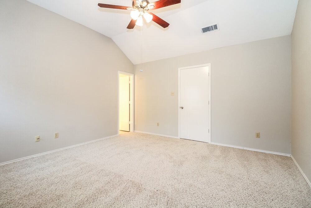 Building Photo - 641 Ozark Ave