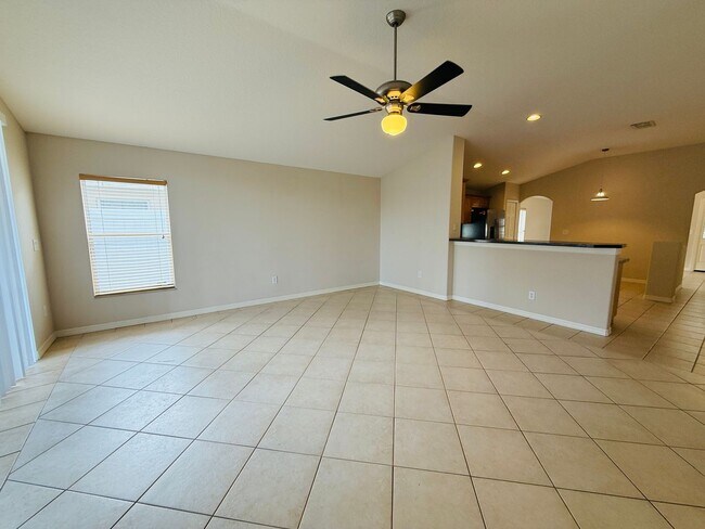 Building Photo - 5534 Turtle Crossing Loop
