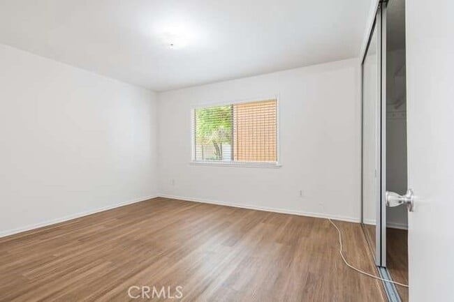 Building Photo - 6575 Cleomoore Ave