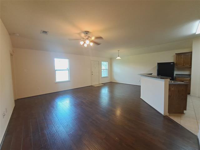 Building Photo - 3003 Appaloosa Dr
