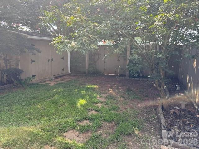 Building Photo - 126 Marshland Ln