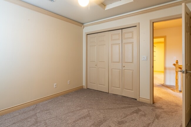 Building Photo - 2070 Pannier Ct