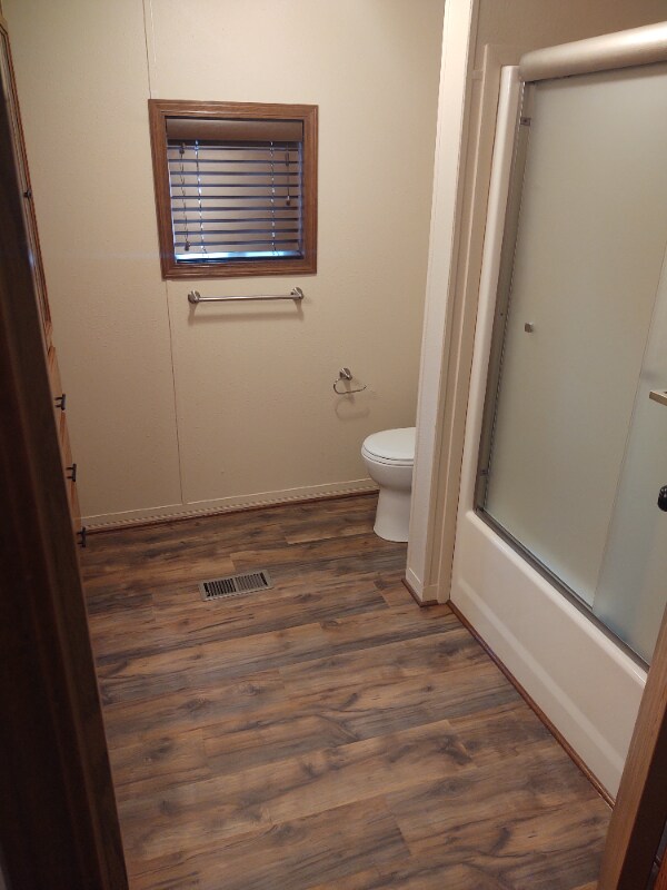 Building Photo - 911 West Ave