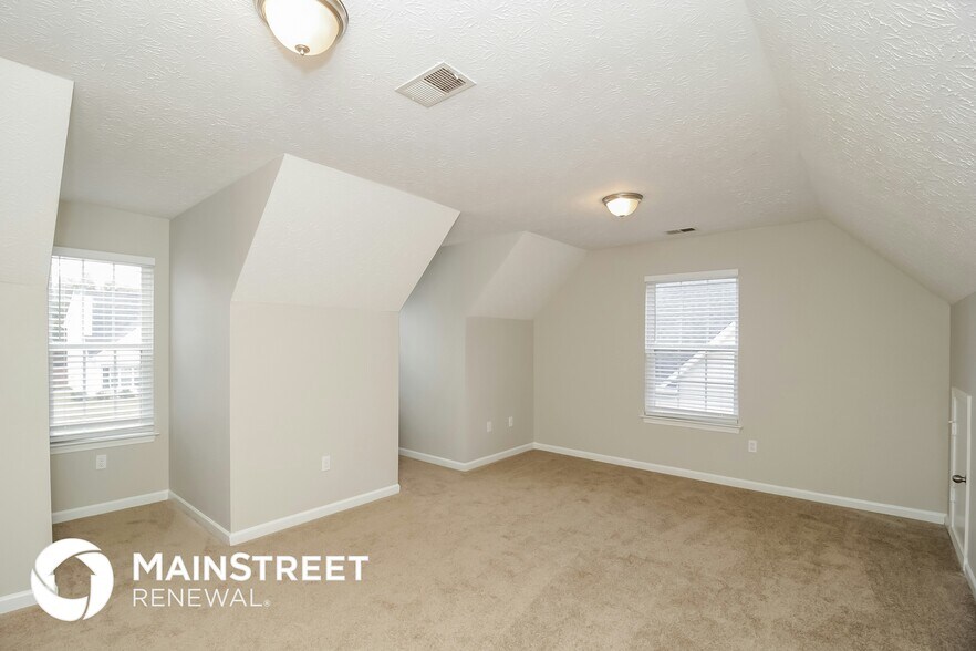Building Photo - 147 St Ann Cir