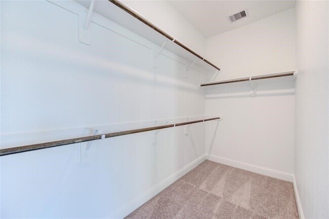 Building Photo - 1415 Adell Rose Ln