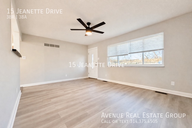 Building Photo - 15 Jeanette Dr