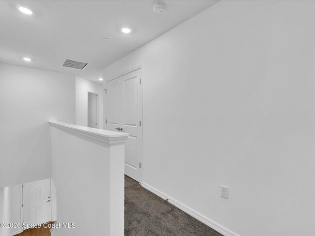 Building Photo - 4444 Jetty Ln