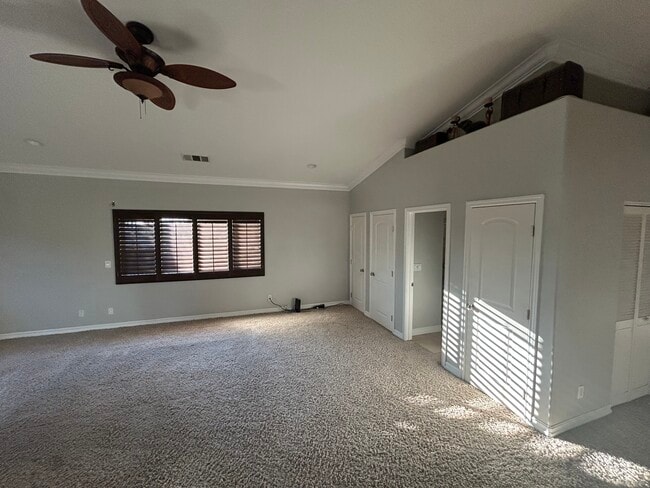 Building Photo - 7704 Lotus Cir