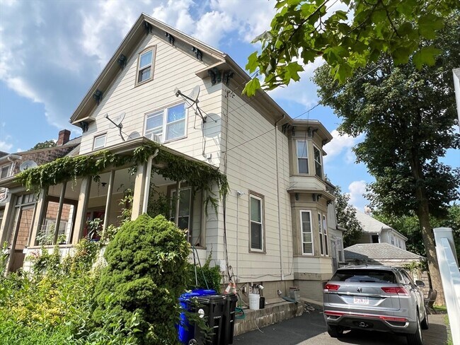 Building Photo - 18 Garland Ave