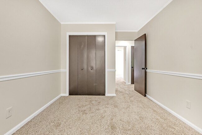 Building Photo - 1838 Quail Park Cir