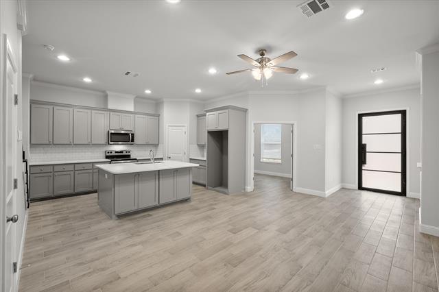 Building Photo - 2359 Park Springs Blvd