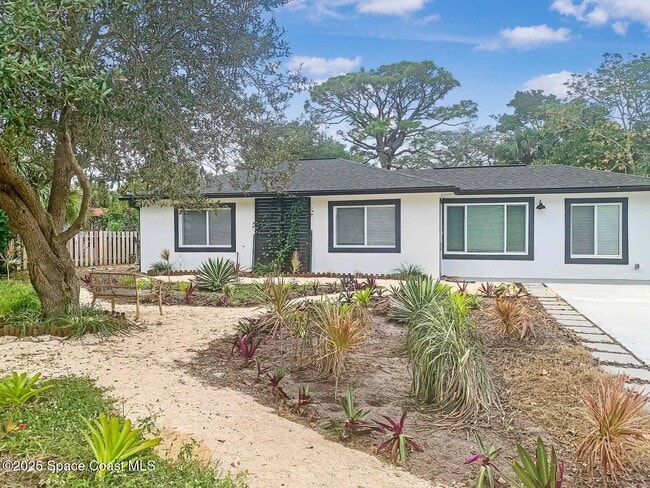 Building Photo - 710 Orange Blossom Dr