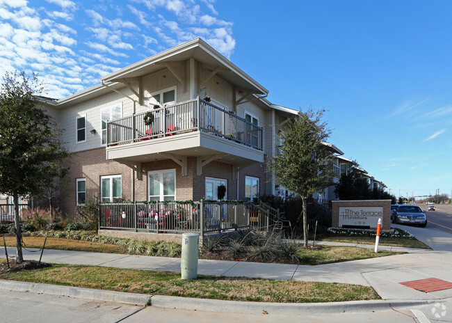 Primary Photo - The Terrace at Midtowne