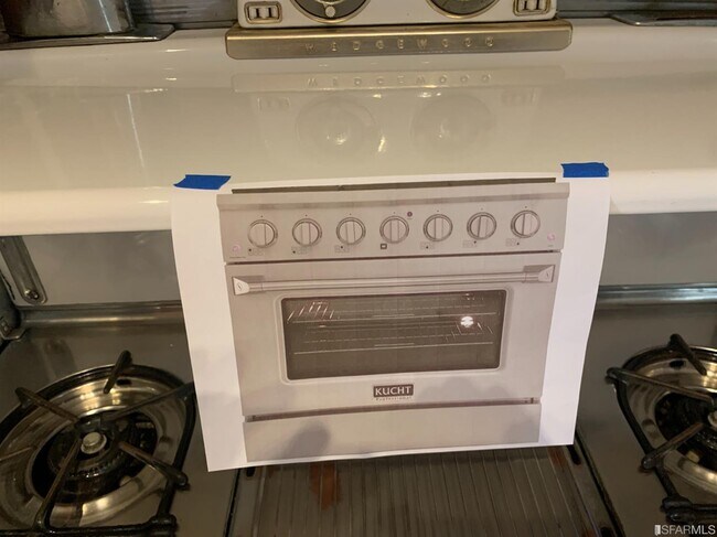 Building Photo - 238 8th Ave