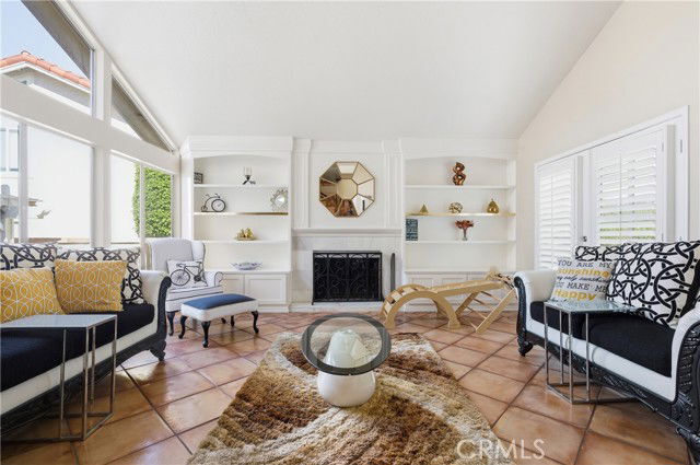 Building Photo - 28241 San Marcos