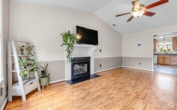 Building Photo - 3 Bedroom Ranch