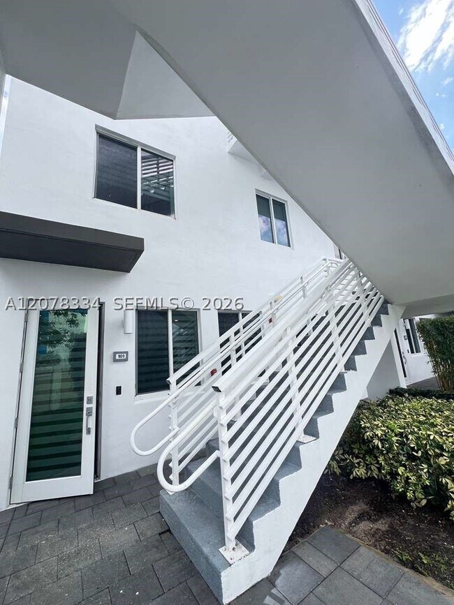 Building Photo - 101 NW 64th Way