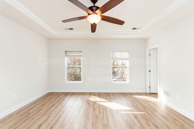 Building Photo - 5675 Harrington Falls Ln