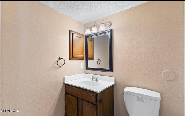 Building Photo - 12482 Paseo Rojo Dr