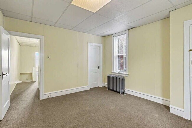 Building Photo - 5335 Willows Ave