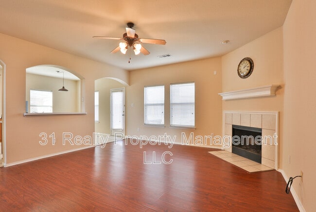 Building Photo - 3108 Kennedy Dr