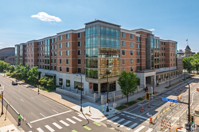 Primary Photo - 17th Avenue Residence Hall