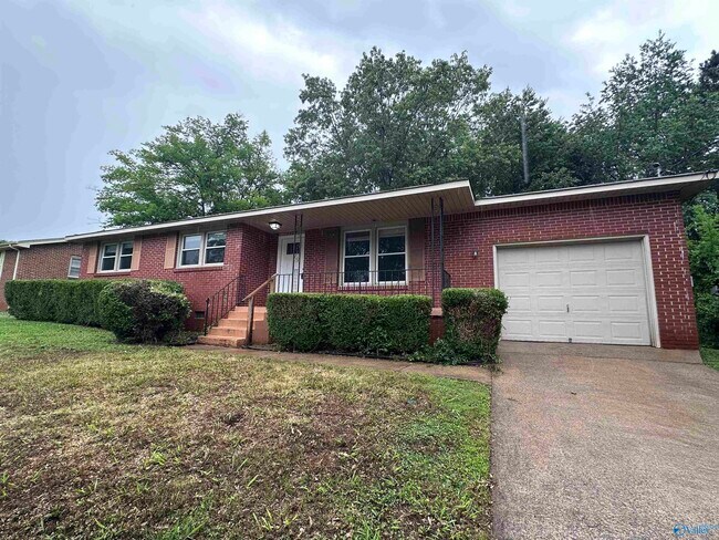 Building Photo - 3304 Caywood Dr NW