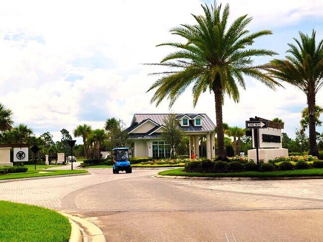 Building Photo - 15950 Grassland Ln